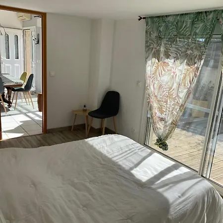 Ferienhaus Charming In *